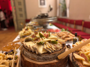 Seikkailijan Antipasto -menu